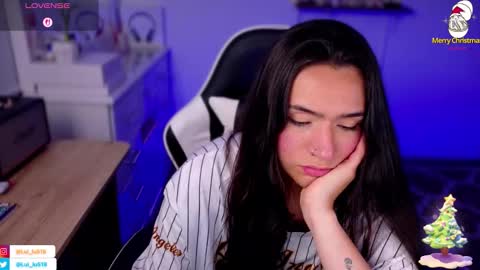 Luisa    online show from 12-22-25, 11:46