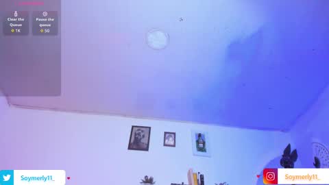 Independent Model Merly online show from 11-13-25, 06:23