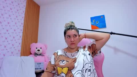 SoyQueen online show from 05-10-26, 03:12
