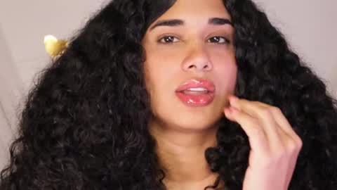 You want to talk to me more personal follow me in My Channel VIP  50 the discount       online show from 02-17-25, 12:21