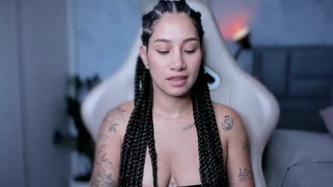 brisa  s online show from 11-23-25, 03:01