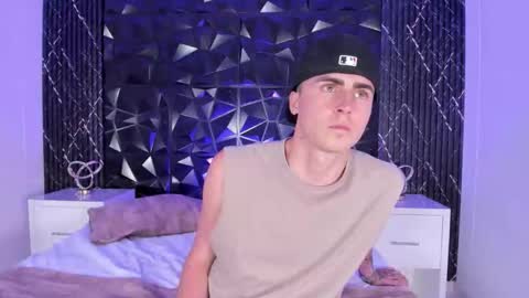 spaceboy_1 online show from 01-05-26, 09:29