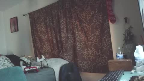 Snapshot of spacecowman chatting on 01-19-26, 12:14 cosmic online show from 01-19-26, 12:14