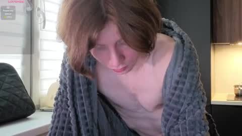 Snapshot of spaisenok chatting on 05-31-26, 03:41 Mike online show from 05-31-26, 03:41