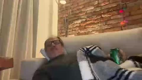 Snapshot of spanishcheerfulprincess chatting on 11-24-25, 12:43 spanishcheerfulprincess online show from 11-24-25, 12:43