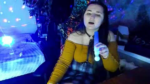 Snapshot of spanking_girls chatting on 02-18-26, 11:33 Evgenia online show from 02-18-26, 11:33