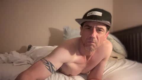 Snapshot of sparker1169 chatting on 12-13-24, 09:57 Dad online show from 12-13-24, 09:57