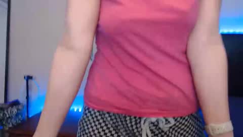 Tip 1 token  Follow me on instagram  Sparkle pinuppp online show from 05-31-26, 05:26