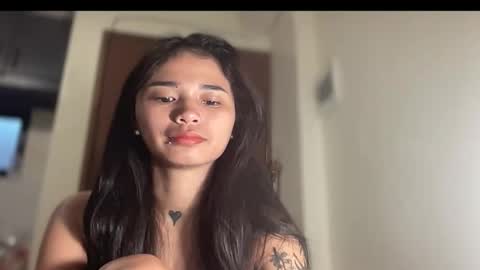 Snapshot of sparklexcx chatting on 01-05-26, 10:46 Sparkle online show from 01-05-26, 10:46