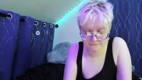 Atticus Pendragon online show from 11-25-25, 07:36