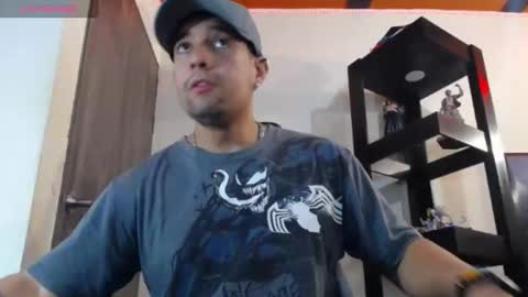 Snapshot of spartacus_cam chatting on 01-08-25, 05:27     online show from 01-08-25, 05:27