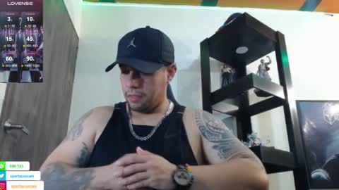 Snapshot of spartacus_cam chatting on 01-09-25, 05:44     online show from 01-09-25, 05:44