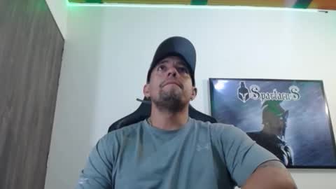     online show from 11-11-25, 06:02