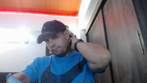     online show from 04-19-26, 05:18