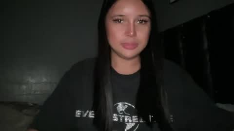 Snapshot of specialgirlxxx chatting on 06-21-26, 01:03 specialgirlxxx online show from 06-21-26, 01:03