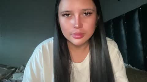 Snapshot of specialgirlxxx chatting on 06-24-26, 08:02 specialgirlxxx online show from 06-24-26, 08:02