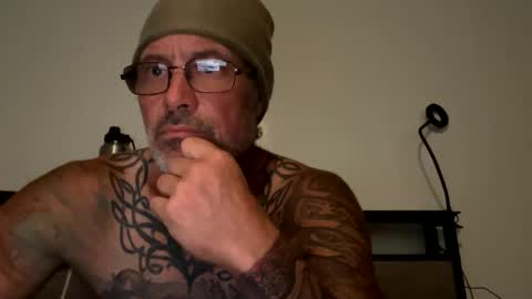 specter1972 online show from 11-23-25, 05:57