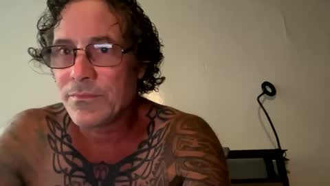 specter1972 online show from 11-26-25, 10:44