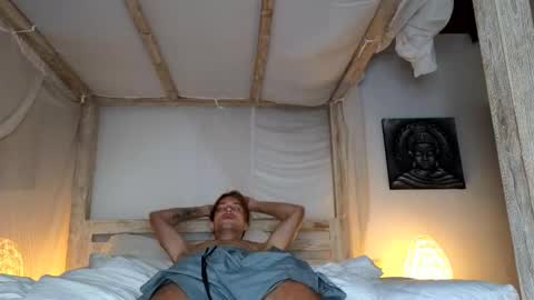 Snapshot of specter_of_cummunism chatting on 02-24-26, 05:27 Sasha -- online show from 02-24-26, 05:27