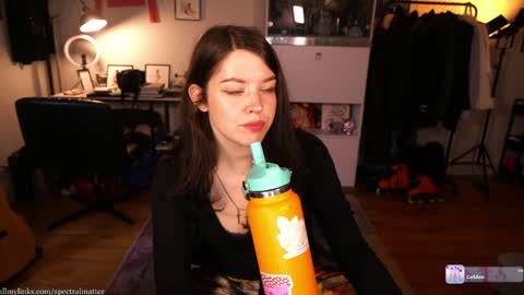 Snapshot of spectralmatter chatting on 03-21-26, 08:34 m online show from 03-21-26, 08:34