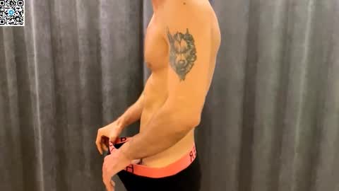 Snapshot of speed_god chatting on 10-29-25, 10:33 Alex online show from 10-29-25, 10:33