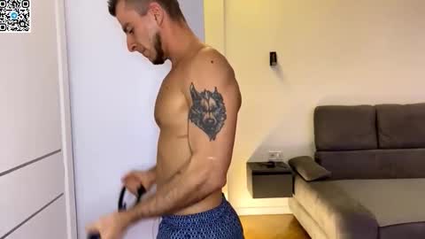 Snapshot of speed_god chatting on 11-21-25, 08:18 Alex online show from 11-21-25, 08:18