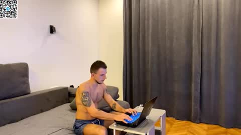 Snapshot of speed_god chatting on 11-22-25, 08:30 Alex online show from 11-22-25, 08:30