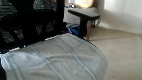 speedoguy78 online show from 12-19-24, 08:13