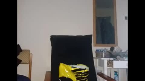 Snapshot of speedycum1 chatting on 11-30-25, 04:33 speedycum online show from 11-30-25, 04:33