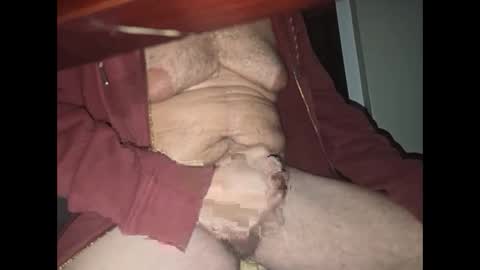 Snapshot of speedycum1 chatting on 01-11-26, 03:39 speedycum online show from 01-11-26, 03:39