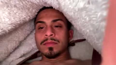 Snapshot of speel6 chatting on 01-12-25, 07:21 speel6 online show from 01-12-25, 07:21