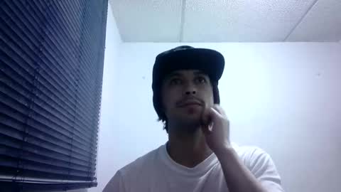 Snapshot of sperm_donor94 chatting on 04-05-26, 05:26 sperm_donor94 online show from 04-05-26, 05:26