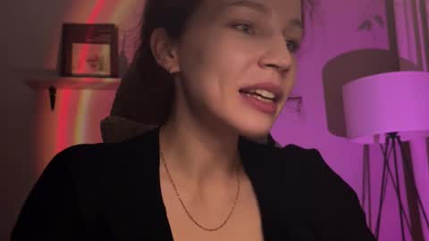 spicy___caramel online show from 11-10-25, 04:50