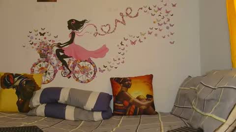 Snapshot of spicy_angels chatting on 01-12-26, 05:56 Quinter Cheeky online show from 01-12-26, 05:56