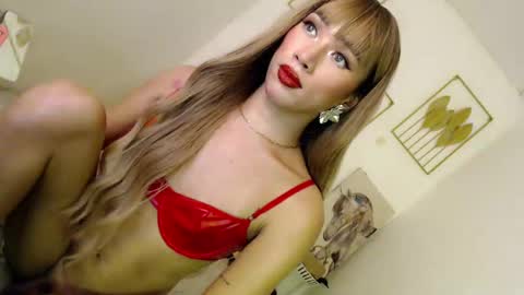 Alora online show from 01-20-25, 07:04
