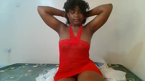 Snapshot of spicy_linna chatting on 06-01-26, 01:02 Sweet Baib online show from 06-01-26, 01:02