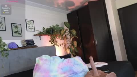 Alicia online show from 06-30-26, 11:50