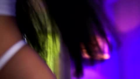 Leila online show from 05-27-26, 09:06