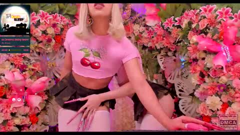 Snapshot of spicysluts chatting on 09-24-25, 04:16  Alison  Sharon  online show from 09-24-25, 04:16