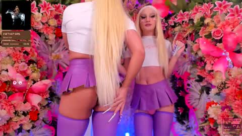 Snapshot of spicysluts chatting on 11-18-25, 04:17 Alison Sharon online show from 11-18-25, 04:17