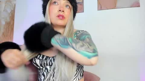 Valeria online show from 05-05-26, 02:08
