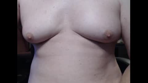 bri and mags fun room online show from 06-01-26, 02:46