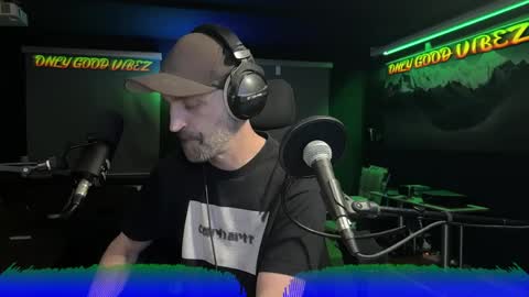 Snapshot of splivke chatting on 04-11-26, 11:31 Splivke online show from 04-11-26, 11:31