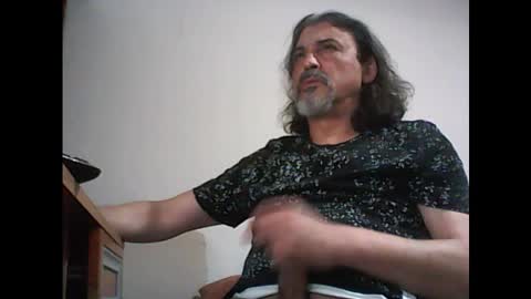 Snapshot of spoiled48 chatting on 01-10-25, 07:00 Spoiled online show from 01-10-25, 07:00