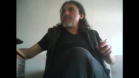 Snapshot of spoiled48 chatting on 02-19-25, 01:06 Spoiled online show from 02-19-25, 01:06