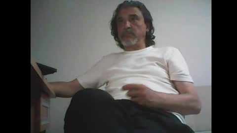 Snapshot of spoiled48 chatting on 06-19-26, 05:17 Spoiled online show from 06-19-26, 05:17