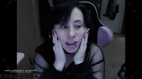 Snapshot of spookybat chatting on 12-04-24, 04:32 Shio online show from 12-04-24, 04:32