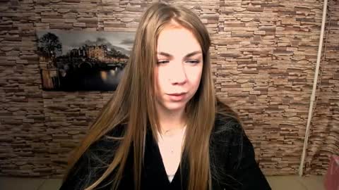Snapshot of sport_tall_karina chatting on 12-25-24, 10:06 Karina online show from 12-25-24, 10:06
