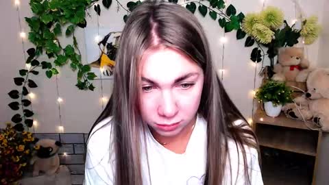 Karina online show from 11-12-25, 10:48