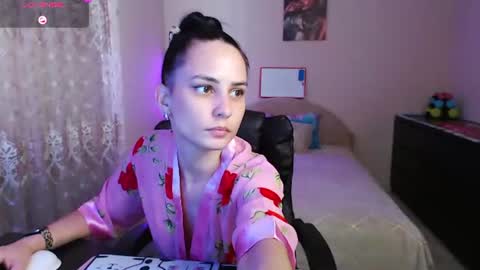 Tips are the best compliment to a woman online show from 07-19-26, 07:45